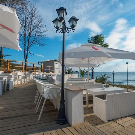 Hermes Club Hotell 4*