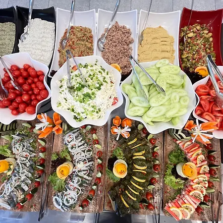 хермес клуб хотел&апартаменти - ултра ол инклузив Хотел 4*