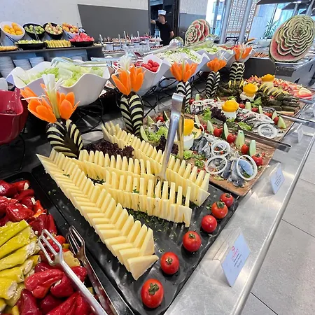 Hermes Club فندق