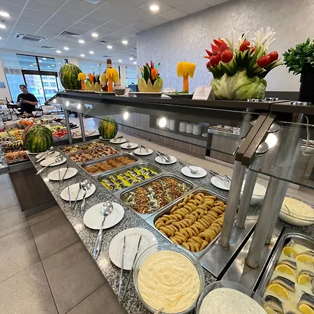 Hermes Club فندق