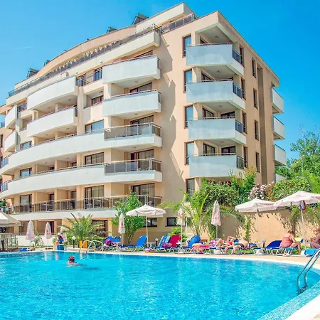 Hermes Club Ξενοδοχείο 4*