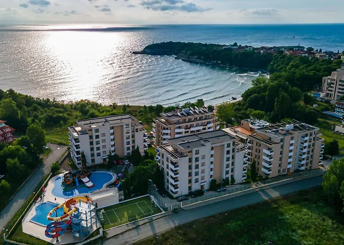 хермес клуб хотел&апартаменти - ултра ол инклузив 4* Царево