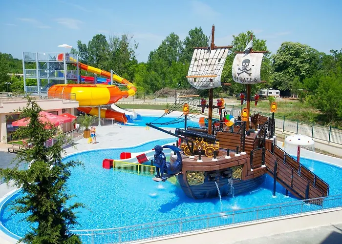 хермес клуб хотел&апартаменти - ултра ол инклузив Хотел Царево